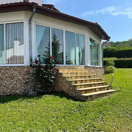 Casa vacanze приятна къща за почивка караколев 2