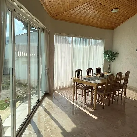Casa vacanze приятна къща за почивка караколев 2 *